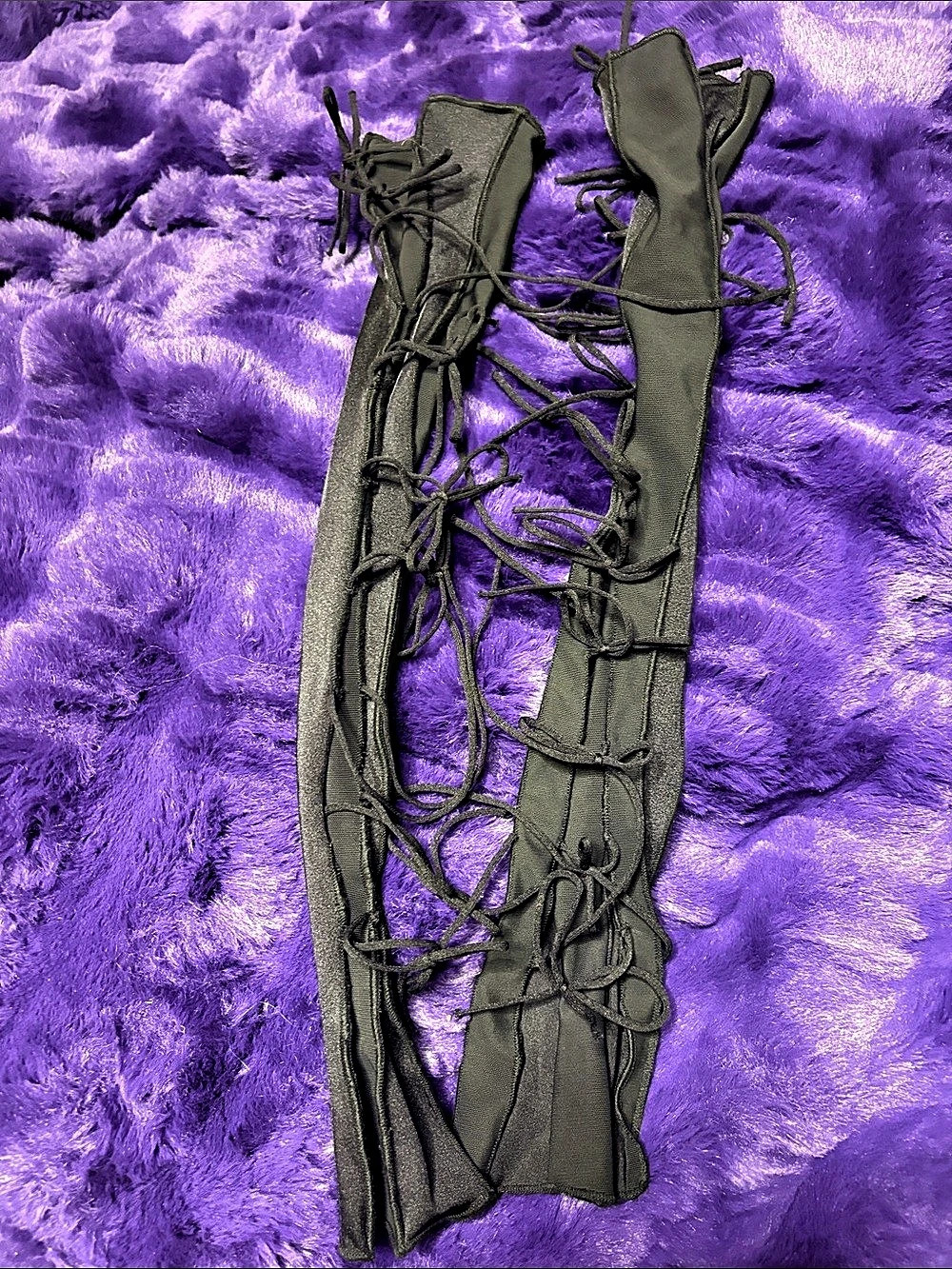 FANCI Black Lace-Up arm warmers in black